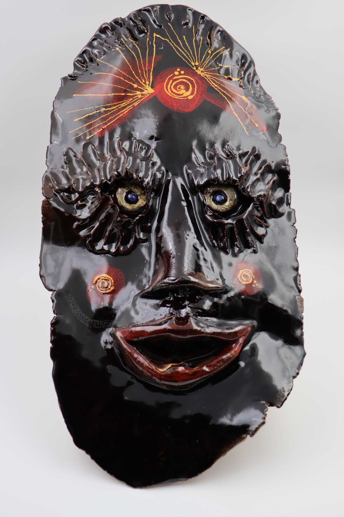 Mask (6700ZZ_162), Louis Mulcahy Pottery