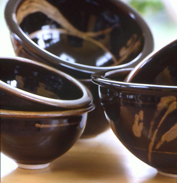 Small Salad Bowl (1280TN3_179), Louis Mulcahy Pottery