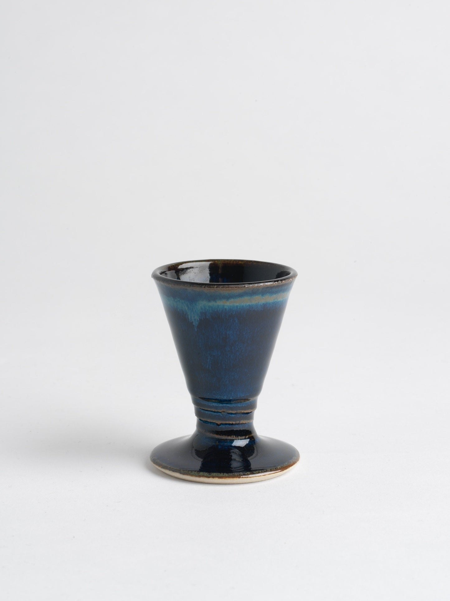 Egg Cup (138E), Louis Mulcahy Pottery
