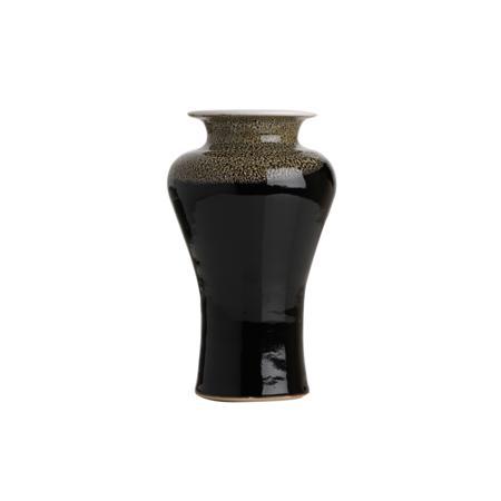 Shouldered Vase (3070 Smolin)