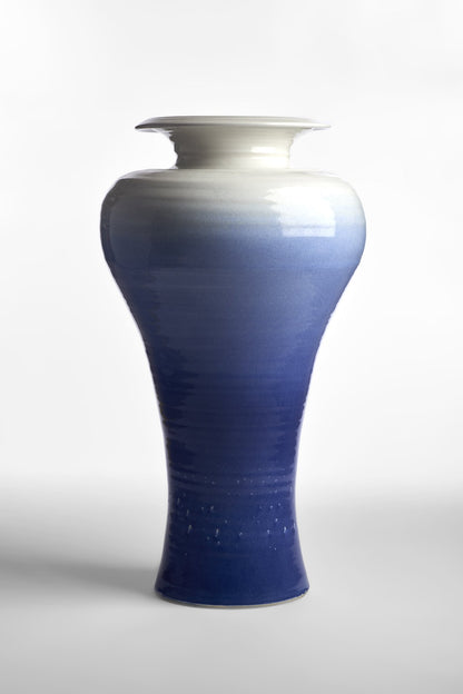 Large Urn  (615BZZ3_126)