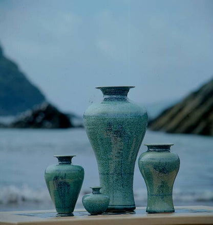 Shouldered Vase (3070), Louis Mulcahy Pottery