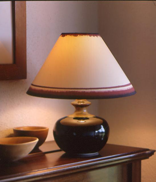 4040C12B Small Round Lamp & Coolie Shade (7427), Louis Mulcahy Pottery